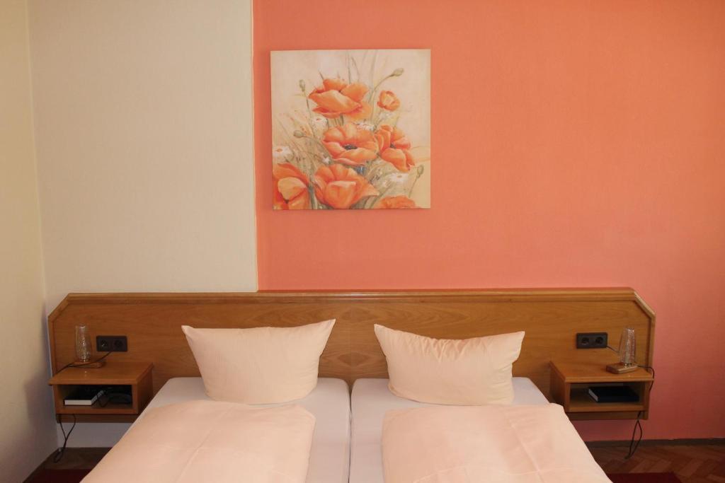 Landgasthof Heerlein Bamberg Room photo